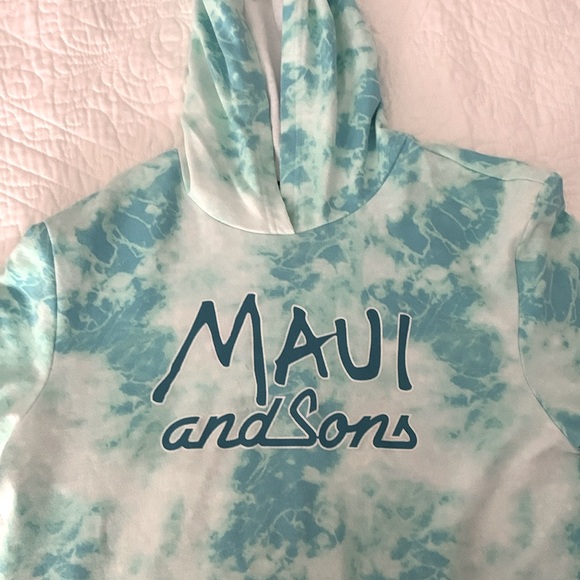 Maui and sons hoodie size medium - Picture 2 of 3